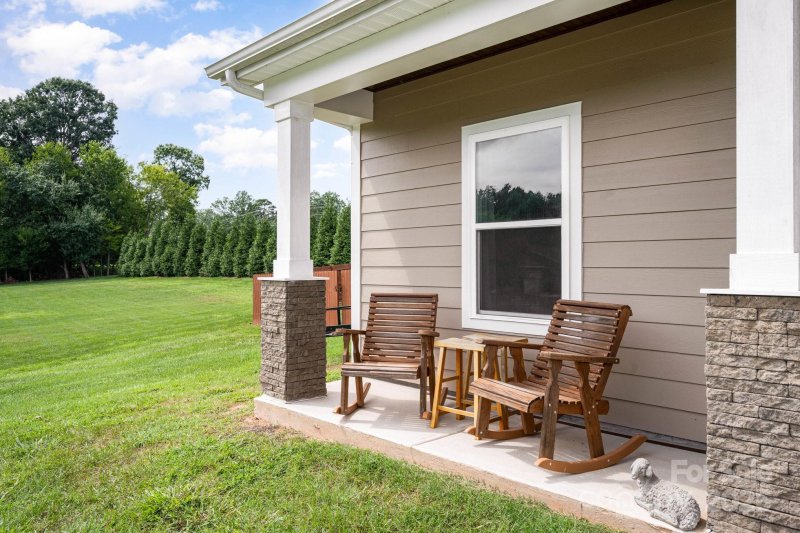 Property image 3 at 2230 Littlejohn Trail, Newton, NC 28658