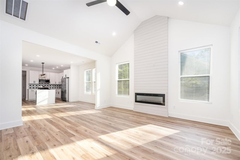 Property image 4 at 1210 W Mauney Avenue, Gastonia, NC 28052