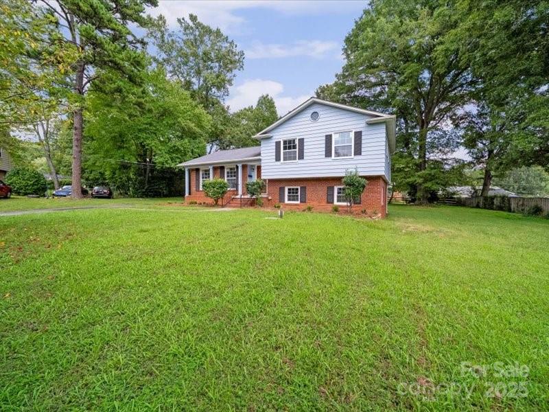 Property image 2 at 6705 Edenwood Place, Charlotte, NC 28212