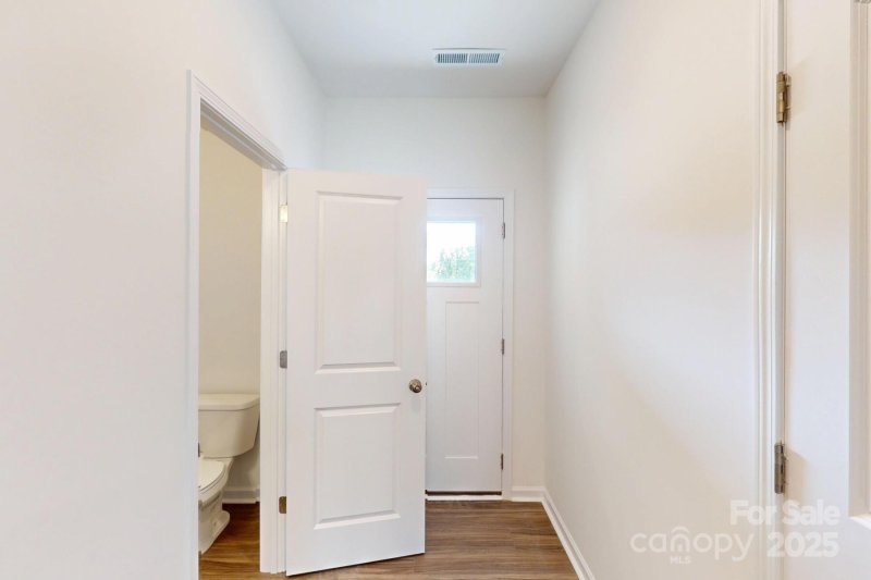 Property image 4 of 3164 Lilac Grove Drive in Aberdeen, Charlotte, NC 28269