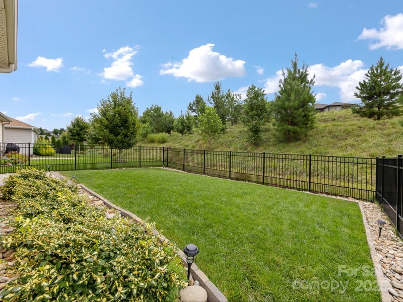 Property image 3 at 4891 Looking Glass Trail, Denver, NC 28037