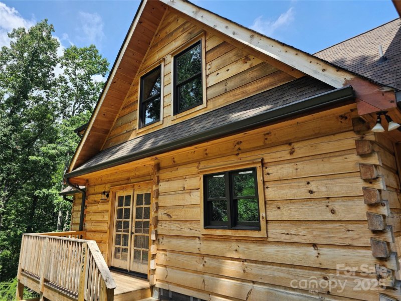 Property image 5 of 266 Potomac Falls Drive in Catawba Falls Preserve, Black Mountain, NC 28711