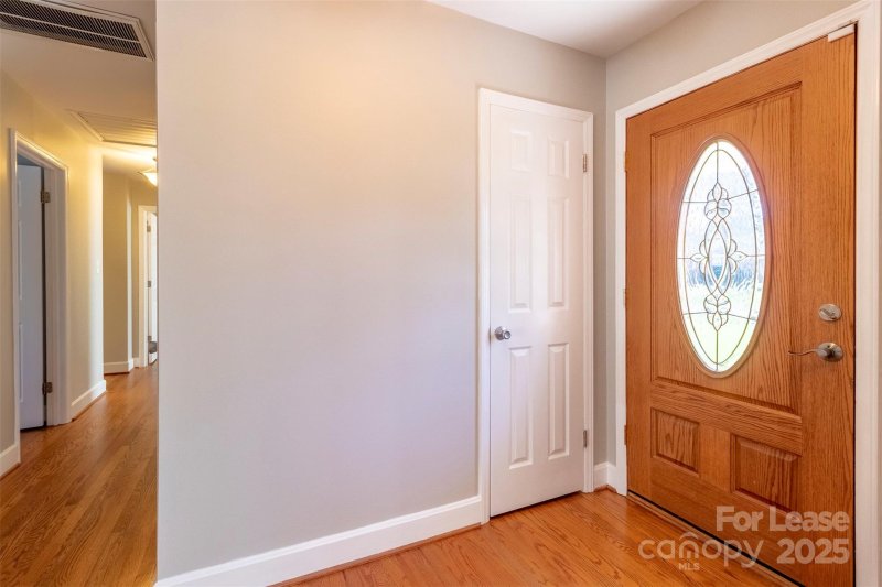 Property image 4 at 6618 Castlegate Drive, Charlotte, NC 28226