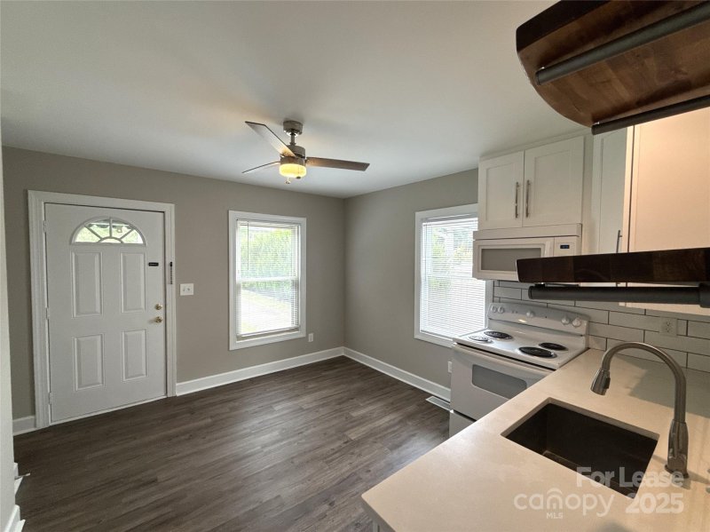 Property image 2 at 707 Grandin Road, Charlotte, NC 28208