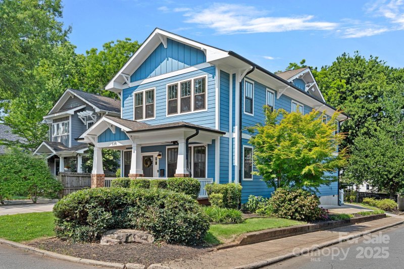 Property image 2 at 331 Solomon Street, Charlotte, NC 28216
