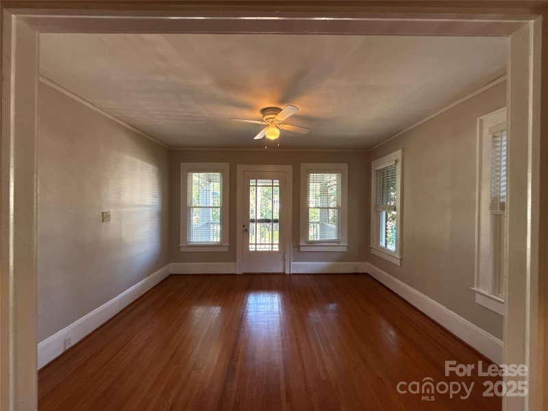 Property image 2 at 518 Oakland Avenue, Charlotte, NC 28204