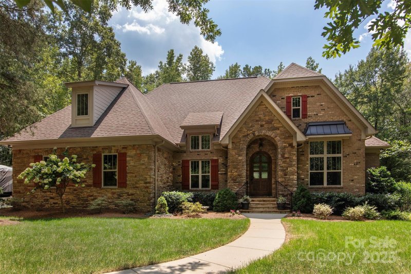 4114 Whispering Oaks Drive