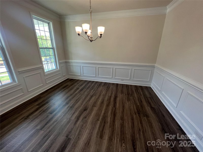 Property image 4 of 149 Autumnwood Road in Falls Cove At Lake Norman, Troutman, NC 28166