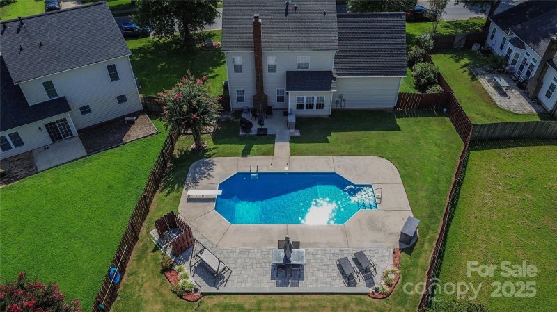 Property image 3 of 129 Easy Street in Reed Creek, Mooresville, NC 28117