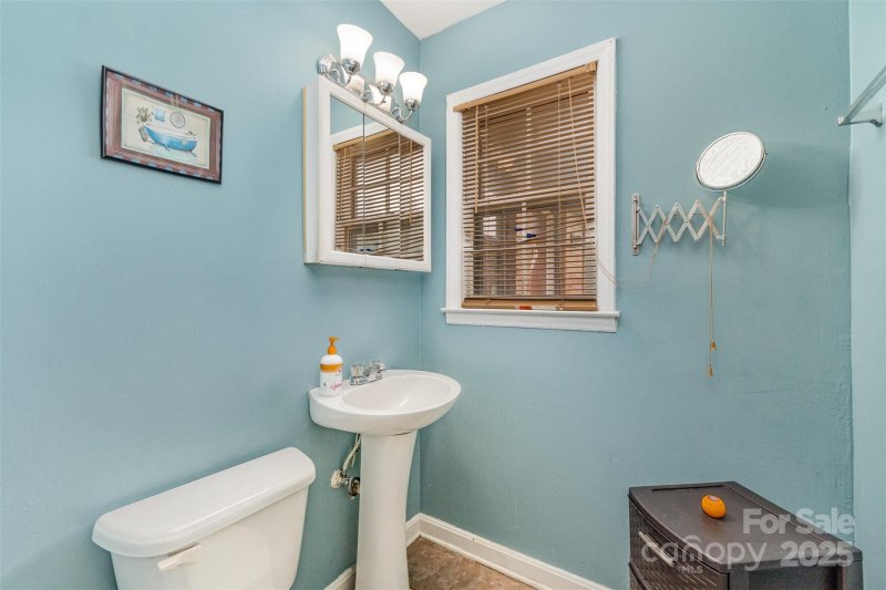 Property image 5 at 3039 Knollwood Drive, Gastonia, NC 28052