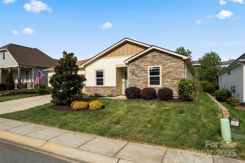 Property image 4 at 523 Bowline Drive, Denver, NC 28037