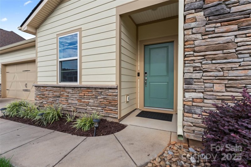 Property image 5 at 523 Bowline Drive, Denver, NC 28037