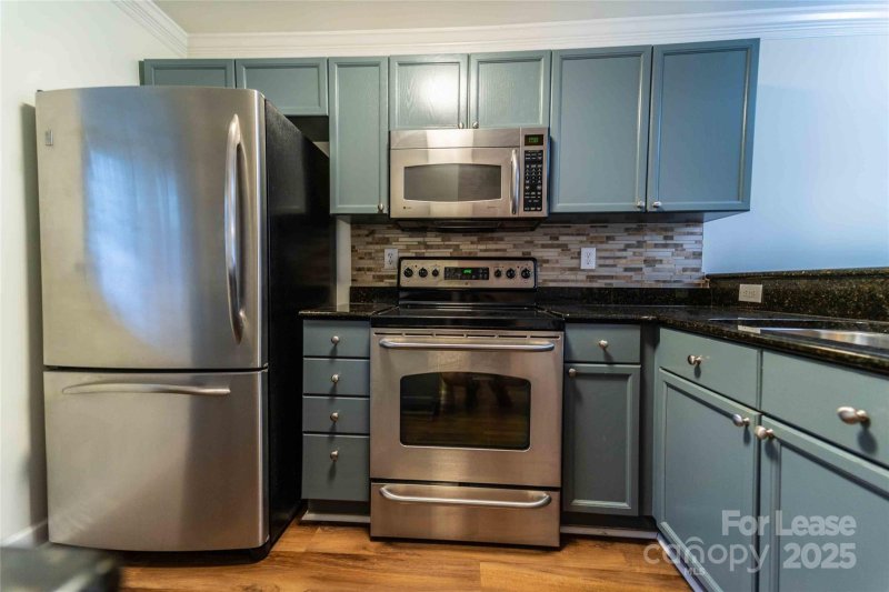 Property image 5 at 1230 Green Oaks Lane, Charlotte, NC 28205