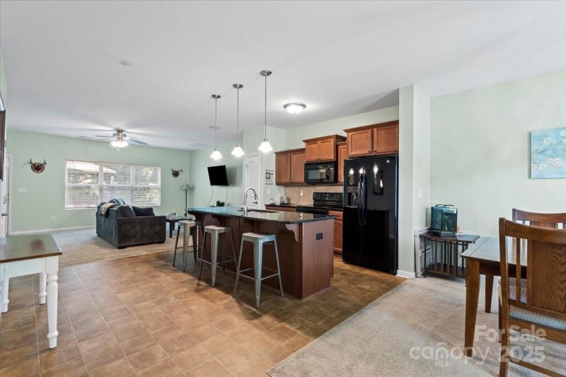 Property image 5 of 1280 Century Drive in Oaks At Clover, Clover, SC 29710