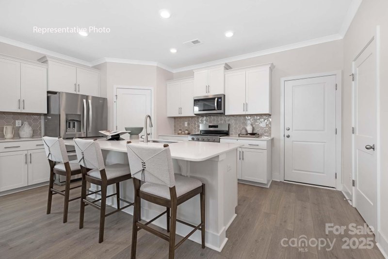 2043 Harlequin Drive