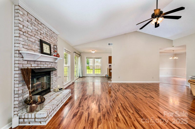 Property image 3 of 4306 Wynborough Lane in Brynmoor, Charlotte, NC 28269