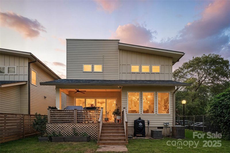 Property image 2 at 318 Dixon Street, Charlotte, NC 28216