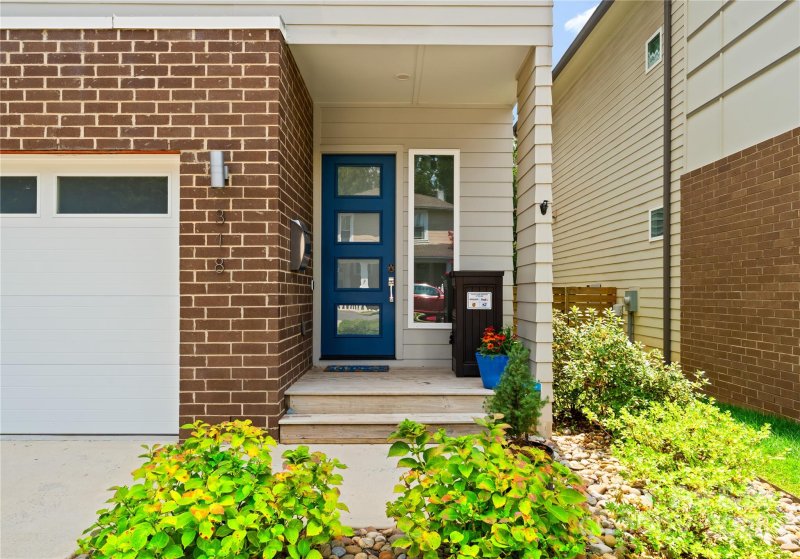 Property image 3 at 318 Dixon Street, Charlotte, NC 28216