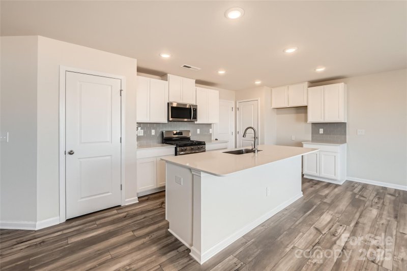 Property image 4 at 130 Arden Court, Troutman, NC 28166