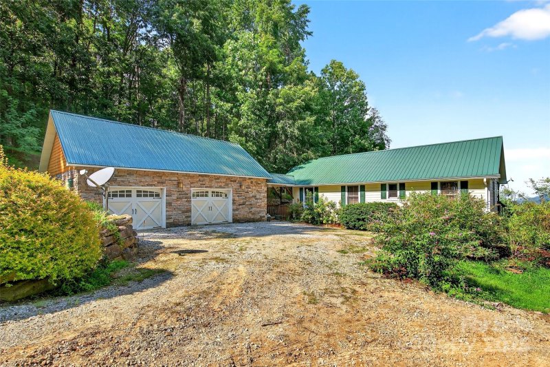 Property image 2 of 60 Wildflower Lane in Gateway Mountain, Old Fort, NC 28762