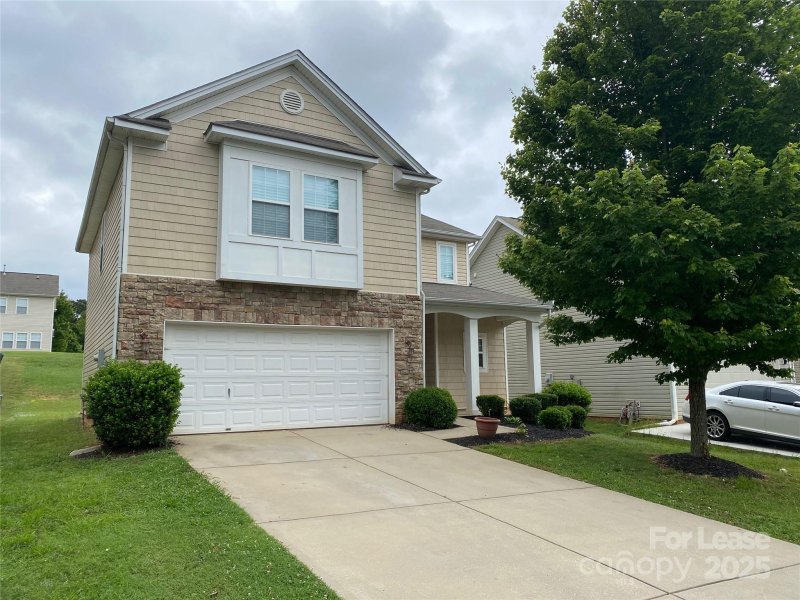 Property image 2 at 4323 Stone Mountain Drive, Gastonia, NC 28054