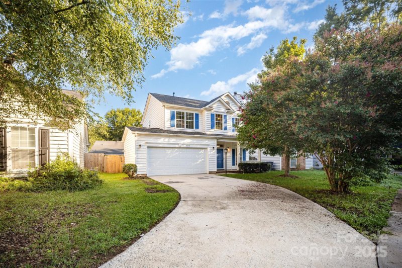 Property image 2 at 10310 Battle Court, Charlotte, NC 28215