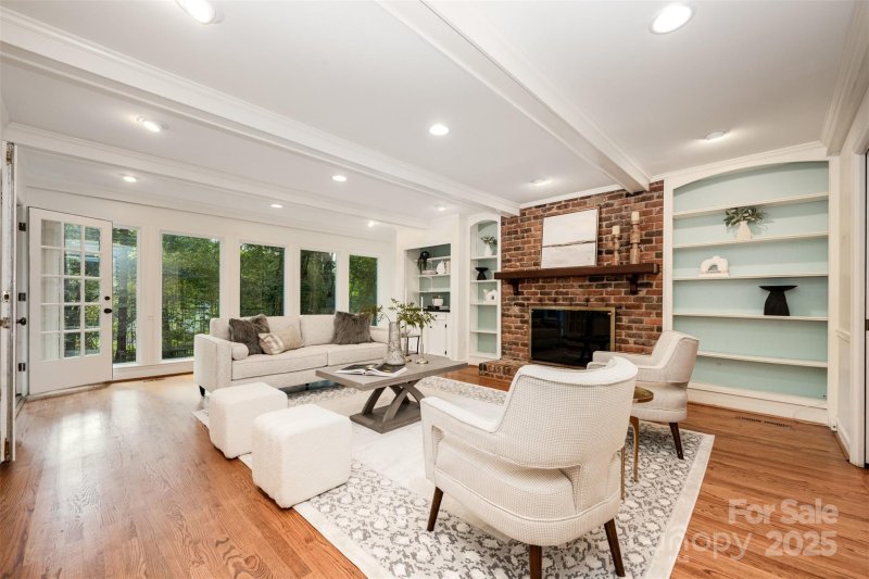 Property image 2 of 3523 Foxridge Road in Montibello, Charlotte, NC 28226