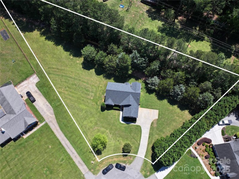 Property image 2 of 119 Sterling Drive in Providence Heights, York, SC 29745