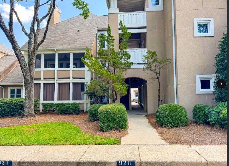 9211 Ravenwing Drive