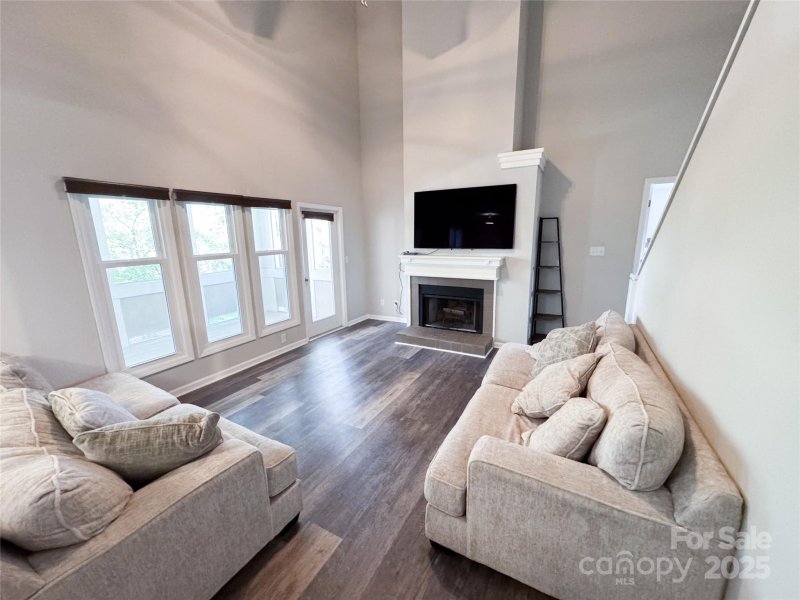 Property image 3 of 9211 Ravenwing Drive in Audubon Parc, Charlotte, NC 28262