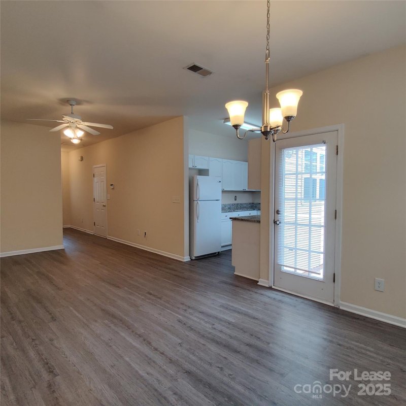 Property image 4 at 5568 Franklin Springs Circle, Charlotte, NC 28217