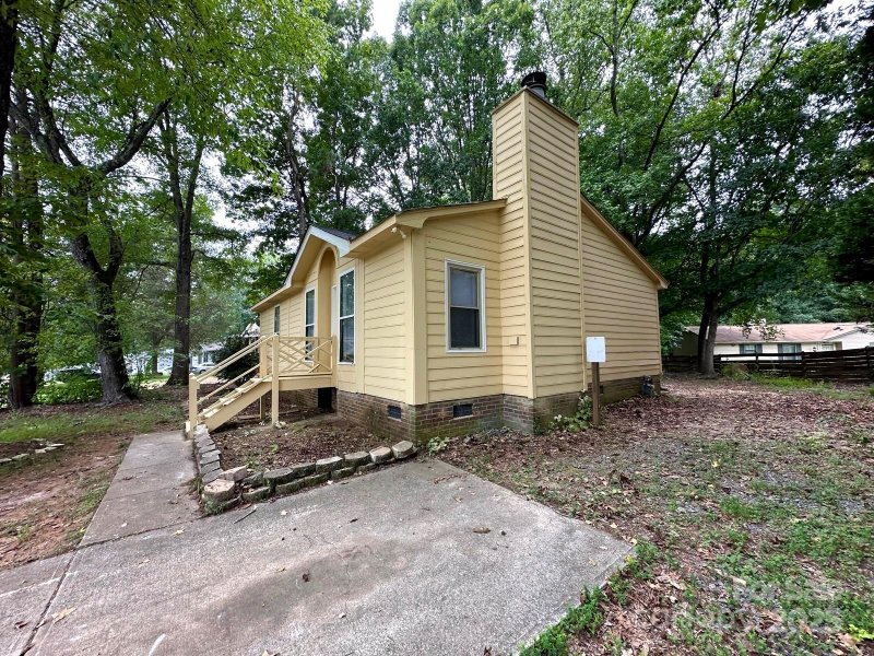 Property image 4 at 8131 Strawberry Point Drive, Charlotte, NC 28215