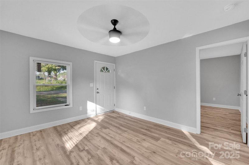 Property image 4 at 308 Oakhurst Avenue, Gastonia, NC 28052