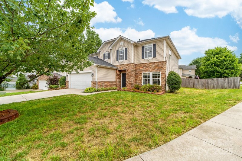 Property image 3 at 2406 Harwood Hills Lane, Charlotte, NC 28214