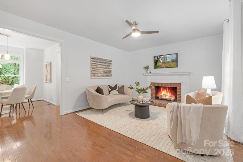 Property image 4 of 8217 Lansford Road in Providence West, Charlotte, NC 28277