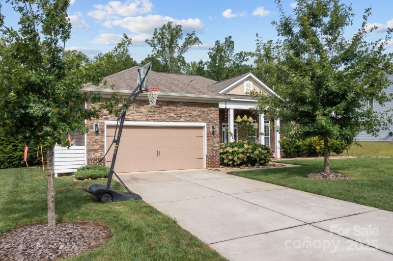 Property image 5 of 7113 Spyglass Ridge Drive in Covington at Lake Norman, Denver, NC 28037