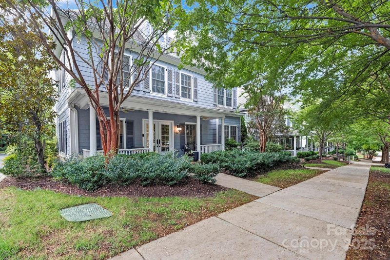 Property image 3 of 2042 Euclid Avenue in Dilworth, Charlotte, NC 28203