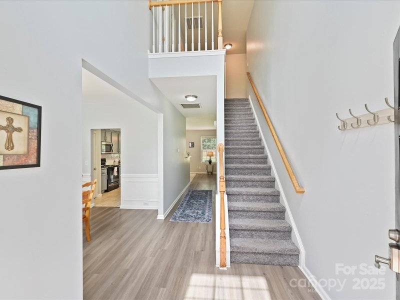 Property image 2 of 14308 Asheton Creek Drive in Huntington Forest, Charlotte, NC 28273