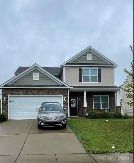 Lanier Village, Charlotte Community