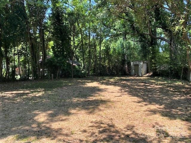 Property image 3 at 525 Manhasset Road, Charlotte, NC 28209