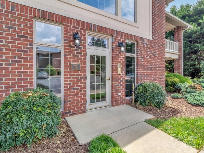 Property image 4 of 1465 S Lakeshore Drive in Lake Junaluska Assembly, Lake Junaluska, NC 28745