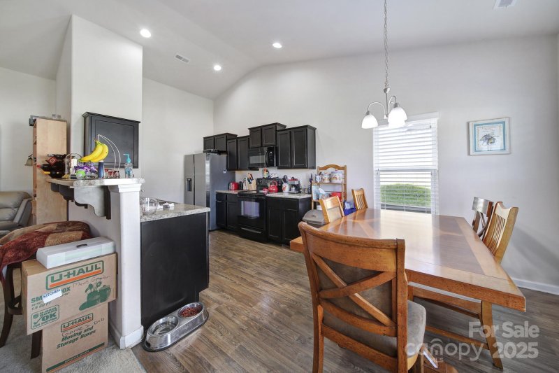 Property image 5 of 1122 Blue Topaz Drive in Long Creek Meadows, Dallas, NC 28034