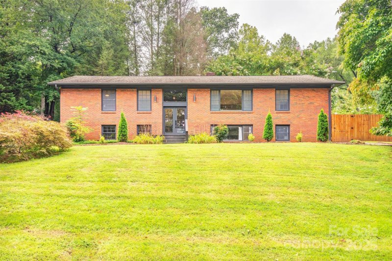 Redwood Forest, Asheville Community