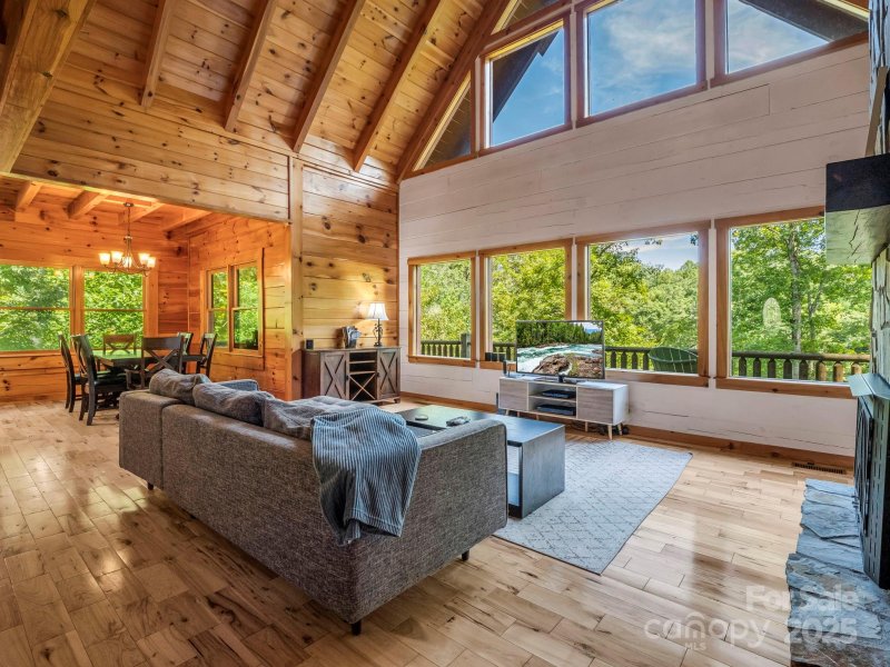 Property image 3 of 1029 Rainbow Circle in Riverbend at Lake Lure, Lake Lure, NC 28746