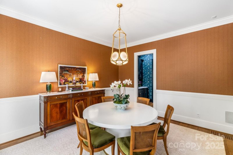 Property image 4 of 2149 Colony Road in Myers Park, Charlotte, NC 28209