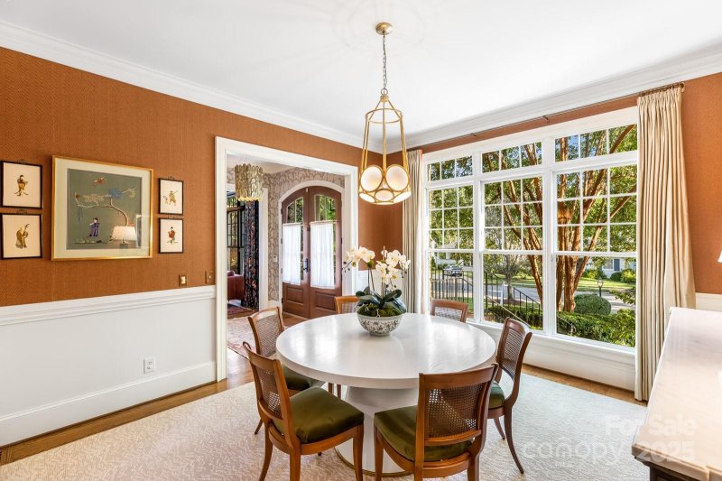 Property image 5 of 2149 Colony Road in Myers Park, Charlotte, NC 28209