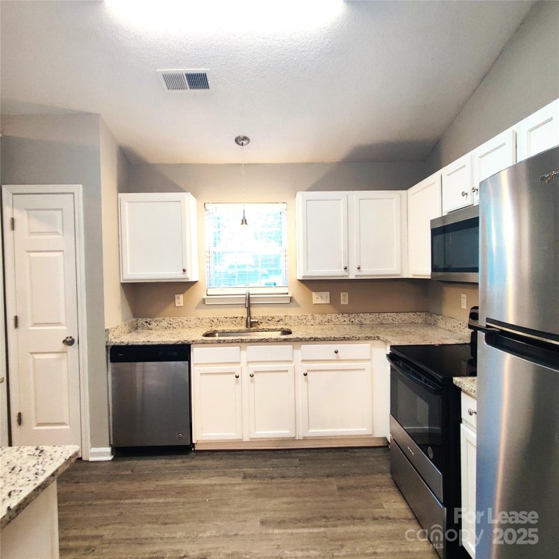 Property image 3 at 1947 Dietrich Lane, Charlotte, NC 28262