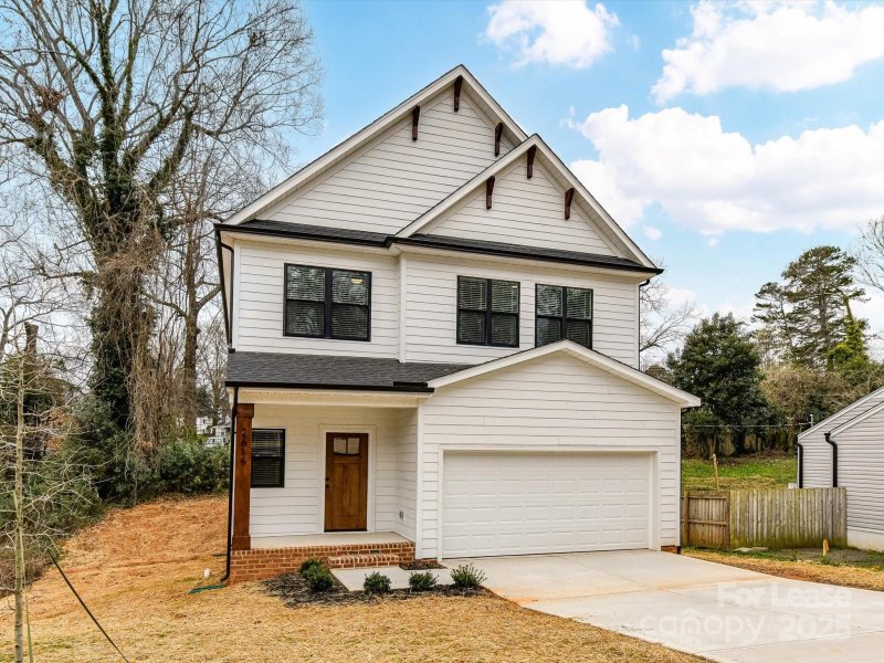 Property image 3 of 2615 Brentwood Place in Revolution Park, Charlotte, NC 28208