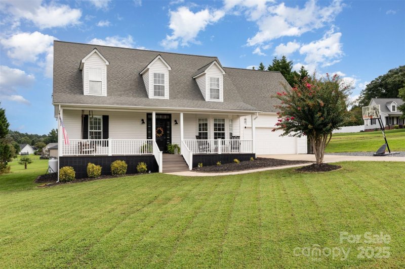 Property image 2 at 734 Hathcock Glen Drive, Oakboro, NC 28129