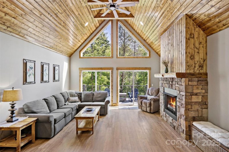 Property image 4 of 23 Laurel Crest Lane in Lake Adger, Mill Spring, NC 28756